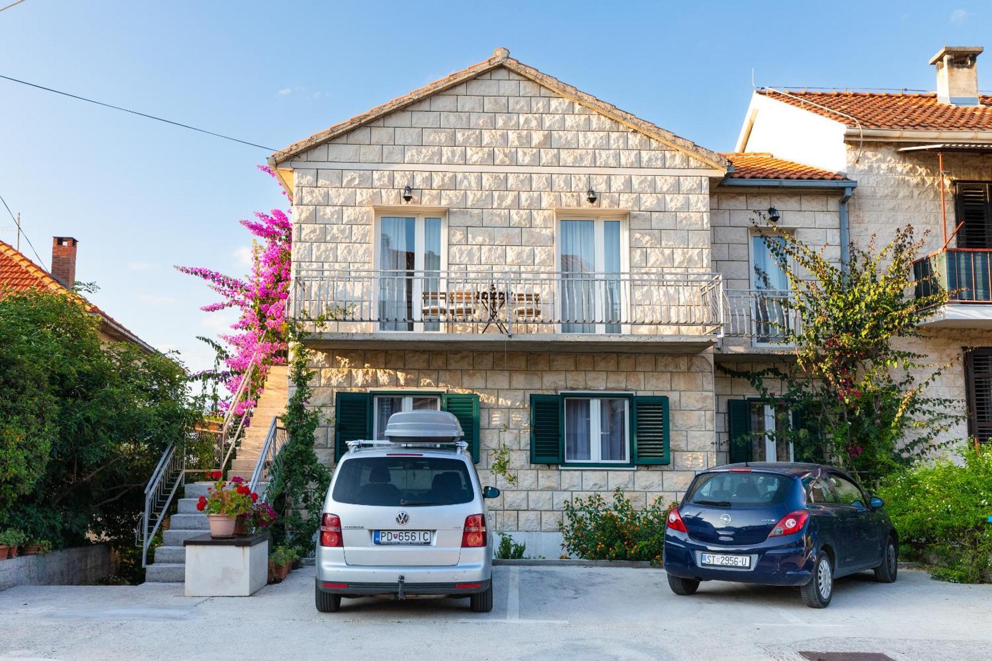 Apartments Martic Supetar Exterior photo